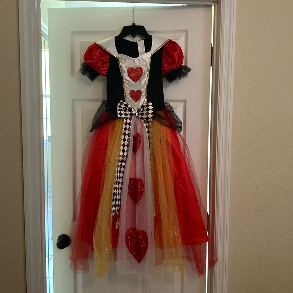 Kids Queen of Hearts costume